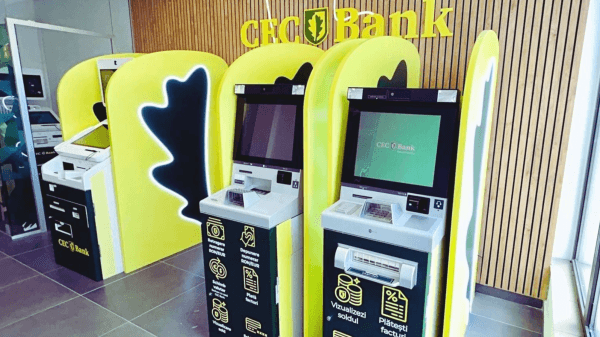 CEC Bank testează automatele de tip self-service